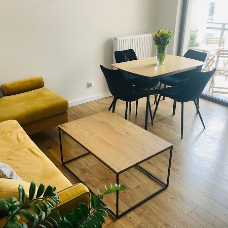 Garden Apartment Free Parking Place Gdansk Exterior photo