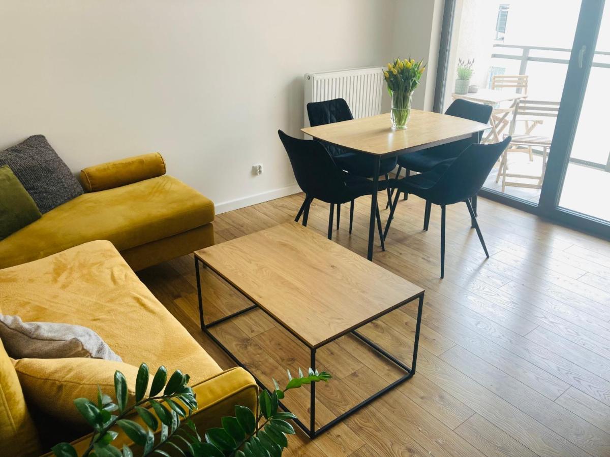 Garden Apartment Free Parking Place Gdansk Exterior photo